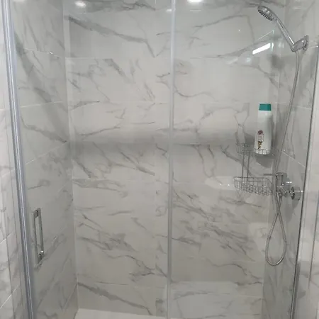 Apartamento Fantastico Piso A 5 Minutos De La Estacion De Bus Y Tren A Metros De La Playa Málaga Exterior foto