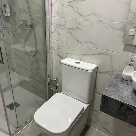Apartamento Fantastico Piso A 5 Minutos De La Estacion De Bus Y Tren A Metros De La Playa Málaga Exterior foto