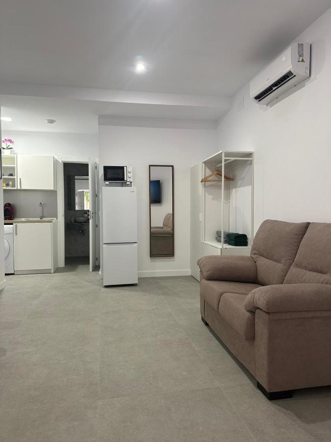 Appartement Fantastico Piso A 5 Minutos De La Estacion De Bus Y Tren A Metros De La Playa *
